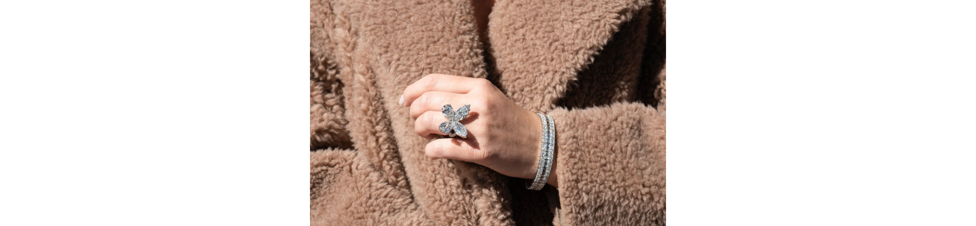 Diamond Ring / Fur Jacket