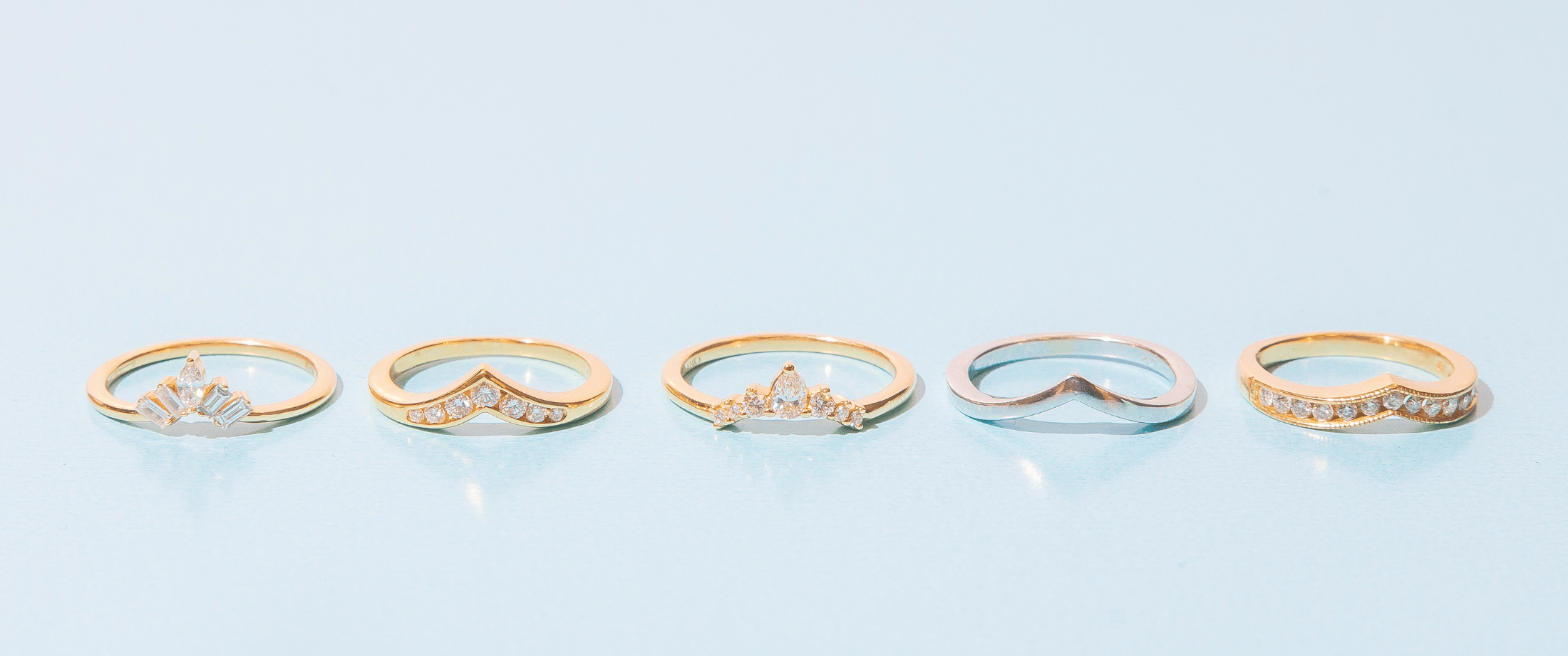 curved-wedding-band