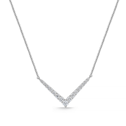 Memoire Necklaces and Pendants Memoire Identity Small V 18k White Gold Diamond Necklace