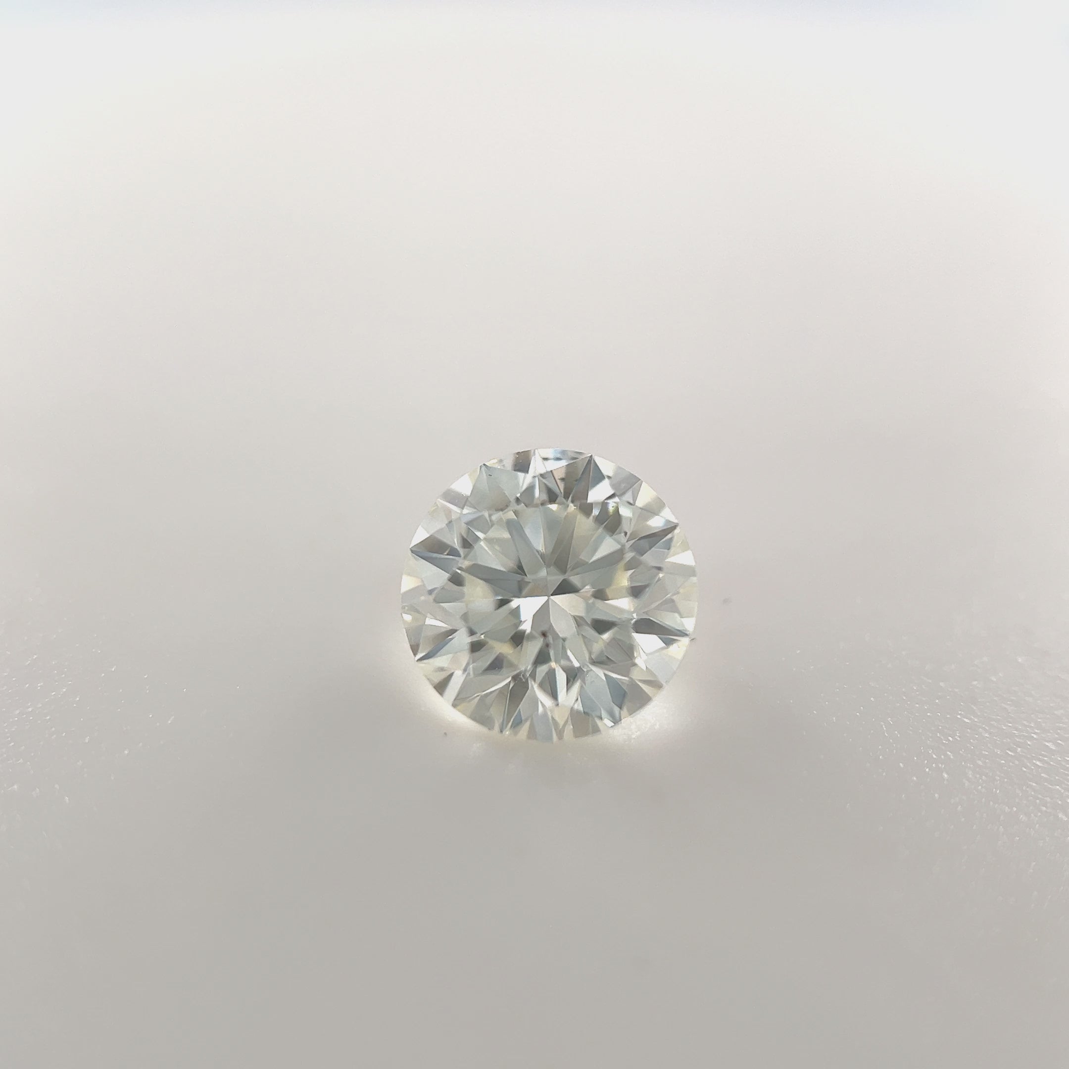 Springer's LEGACY™  0.73ct Round Brilliant Cut J/SI1